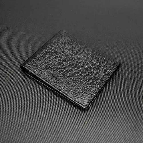 Minimalist RFID-Blocking Bi-Fold Leather Wallet